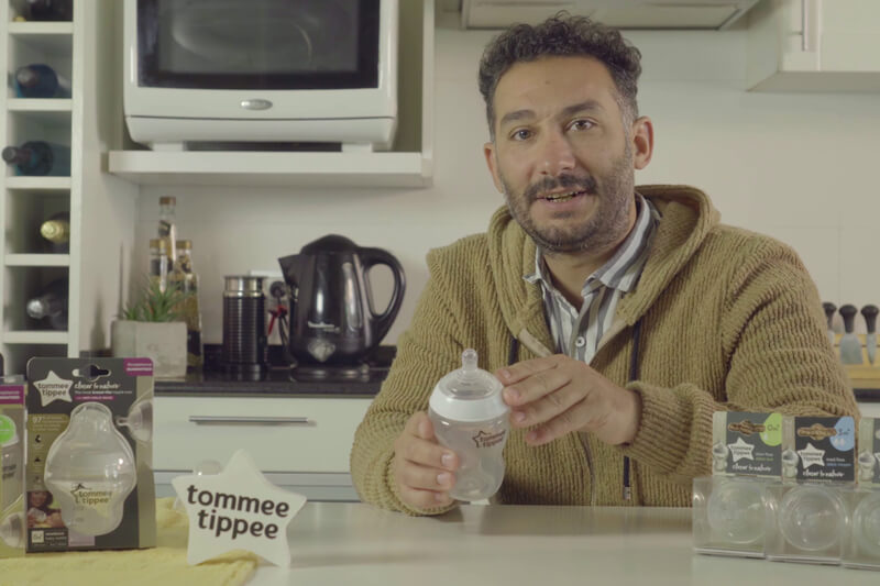 Frame del video de producto para biberones de Tommee Tippee