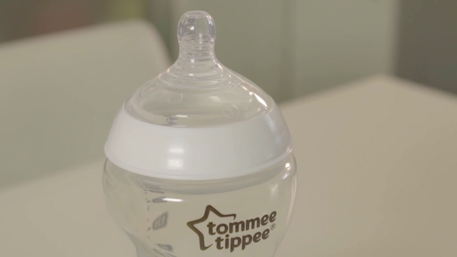 Frame del Video Producto de biberones para Tommee Tipee
